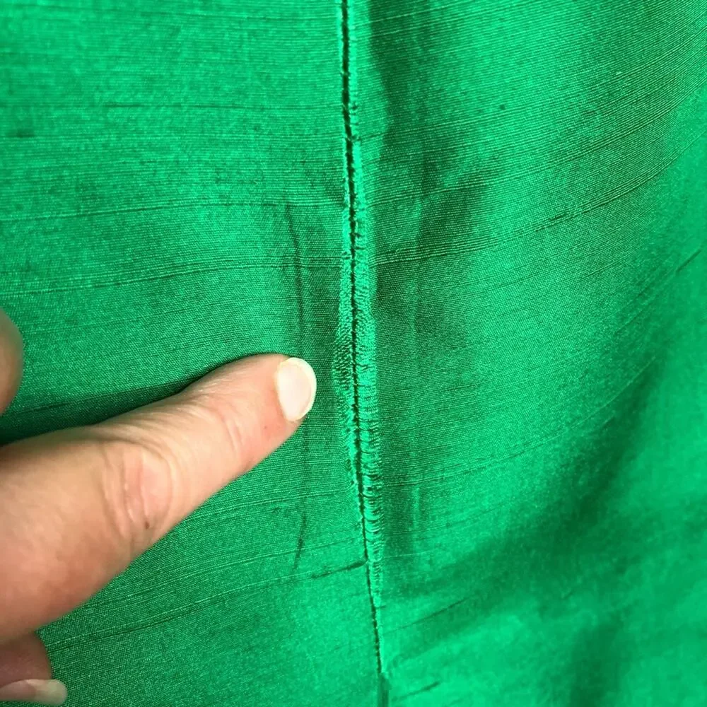 Hugo Buscati Collection green silk cap sleeve sheath dress size 4 holiday party